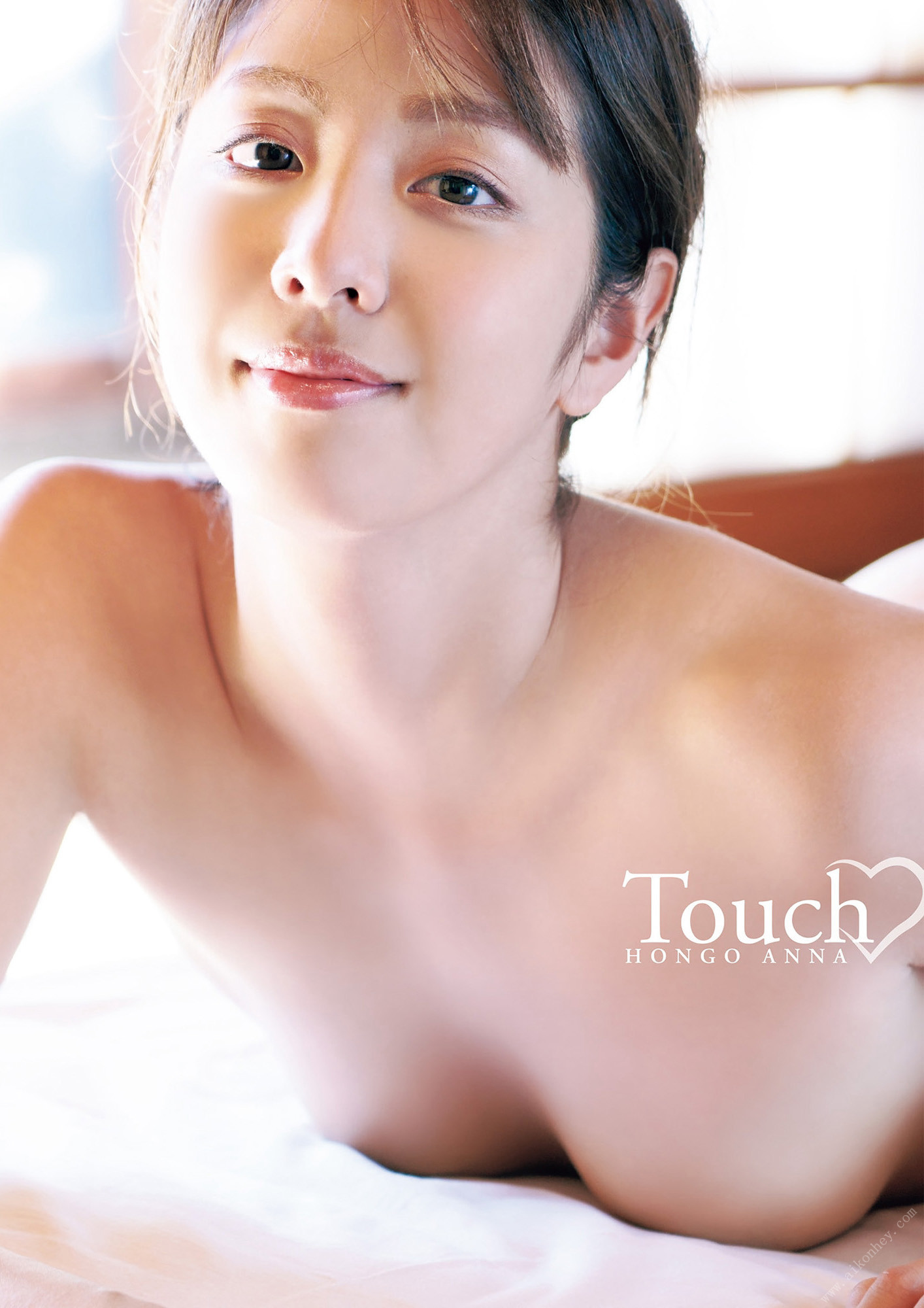 Anna Hongo 本郷杏奈, デジタル写真集 「Touch♡」 Set.01