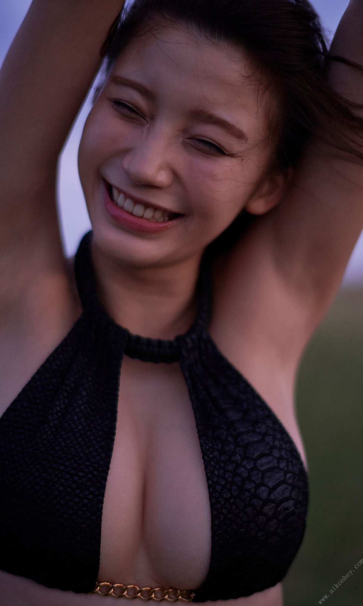 Yuka Ogura 小倉優香, 週プレ Photo Book “Yuka in Taiwan” Set.02