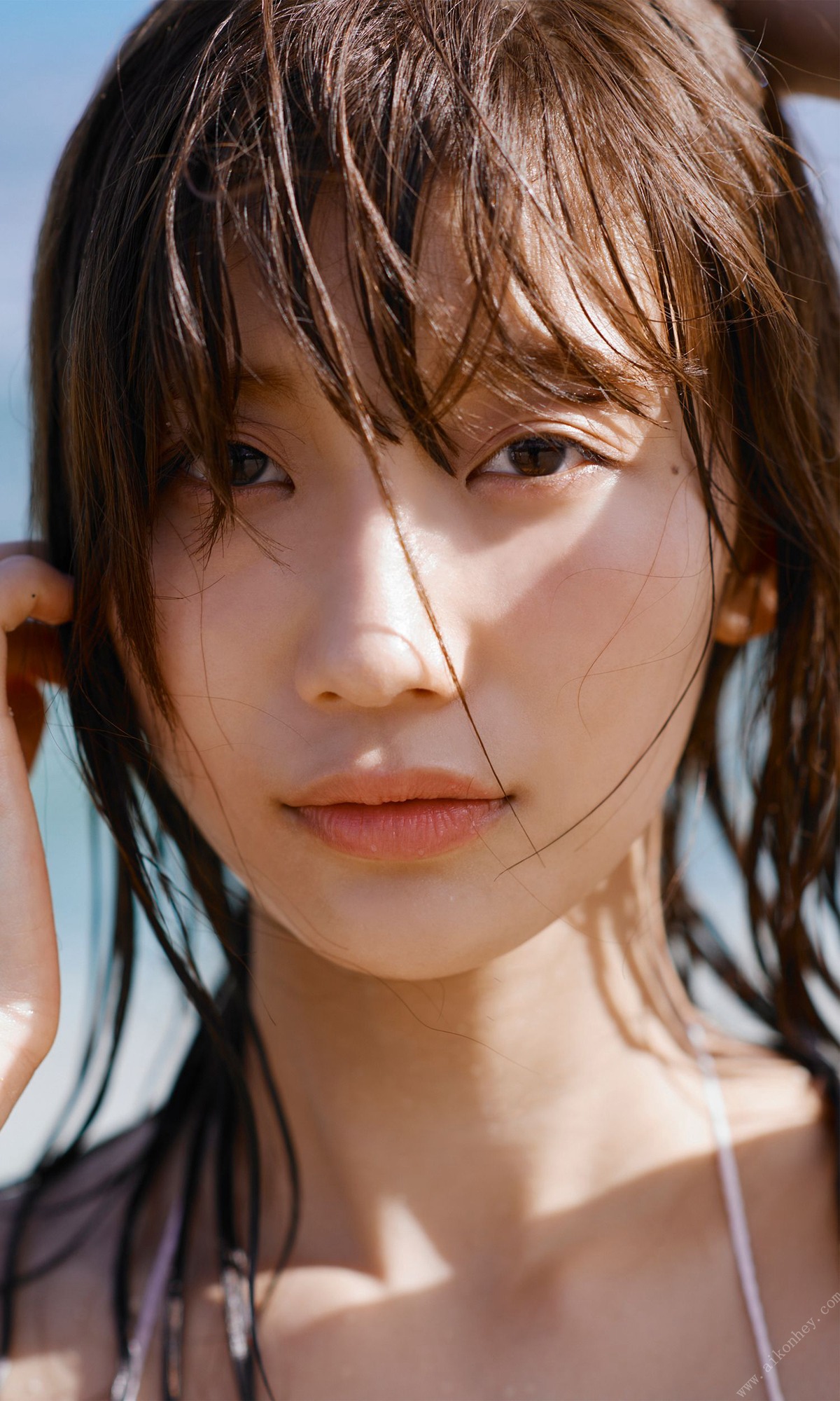 Yuka Ogura 小倉優香, 週プレ Photo Book “Yuka in Taiwan” Set.01